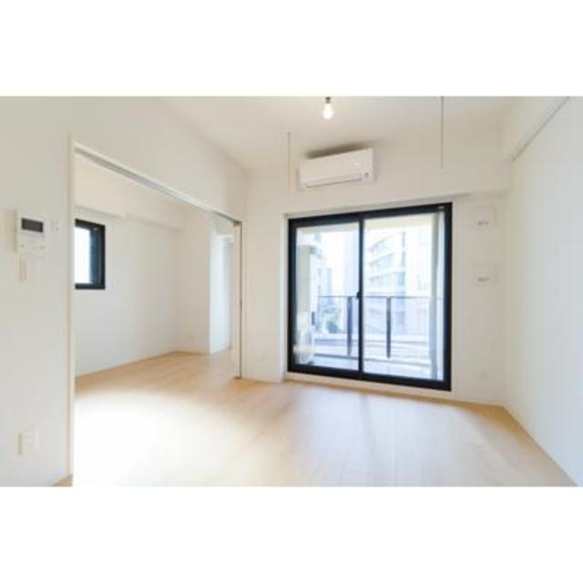 松葉の居間・リビング|※写真は同タイプ住戸です。