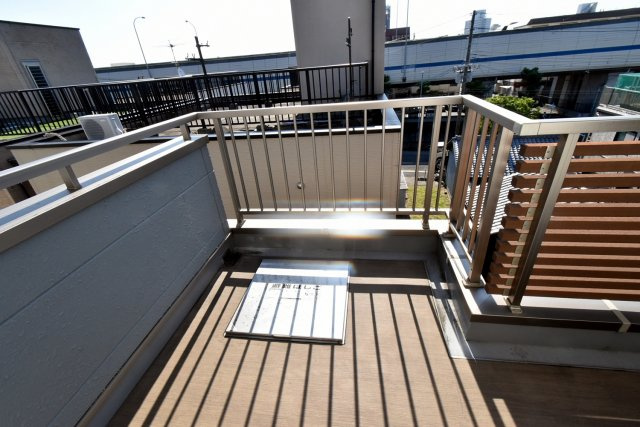 エメラルドオーシャン西宮のバルコニー