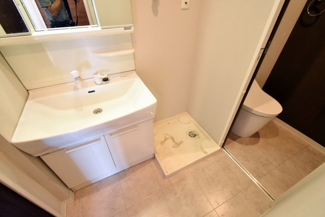 エメラルドオーシャン西宮の洗面所