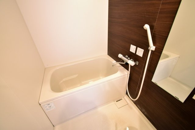 エメラルドオーシャン西宮の浴室