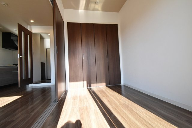 エメラルドオーシャン西宮の洋室|別部屋　イメージ