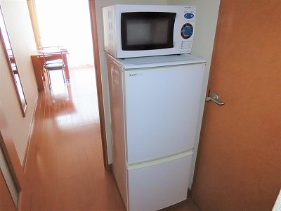 レオパレス御所のその他|電子レンジ、冷蔵庫完備
