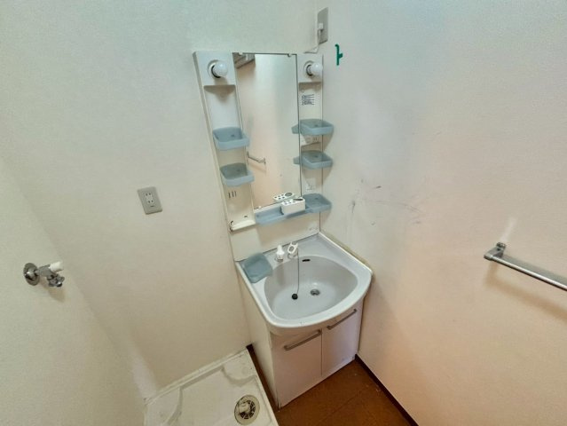 プログレスコートの独立洗面台