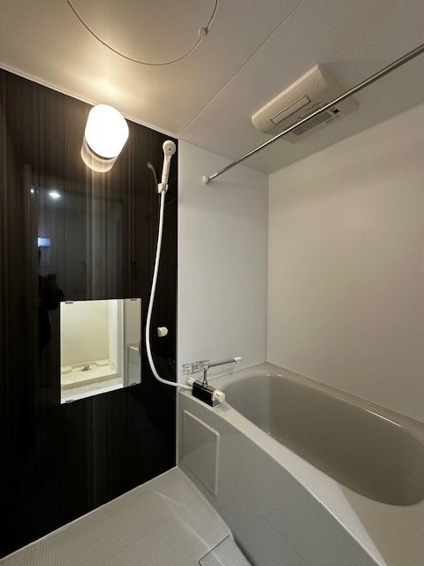 BH新松戸Ⅱの浴室