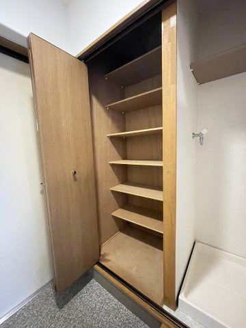 煉瓦館イーストフェイスの玄関