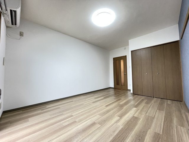 煉瓦館イーストフェイスの居間・リビング