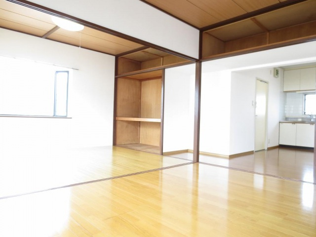 小手指ヒルズの居間・リビング