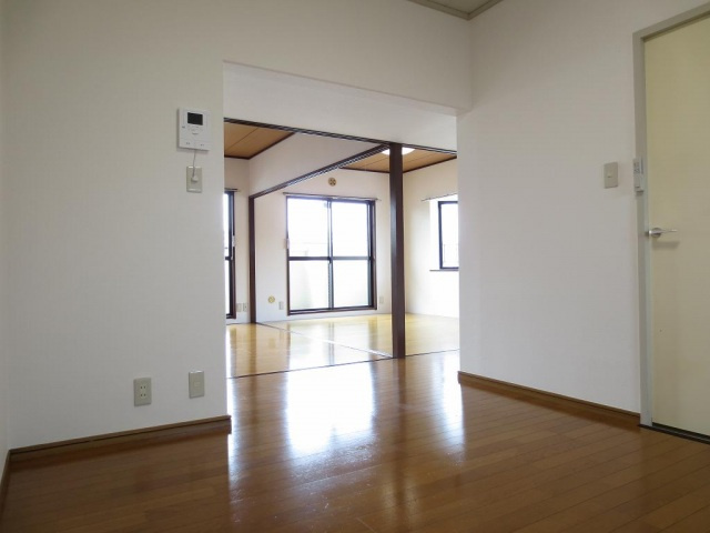 小手指ヒルズの居間・リビング