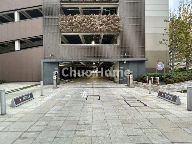 プラウドタワー東雲キャナルコートの駐車場|【敷地内駐車場】最新の空き状況や費用などの詳細は担当スタッフまでお問い合わせください。