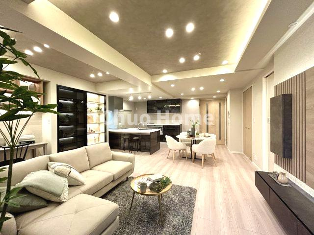 プラウドタワー東雲キャナルコートの居間・リビング|【居間・リビング】「ＬＤＫは家族団らんをデザイン」広いＬＤＫでは家族が集まり一緒の時間を過ごせる工夫がされております。何気ない一日の当たり前のひとコマがいつか一生の宝物になります