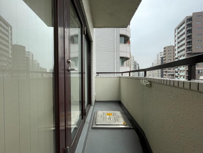 【バルコニー】