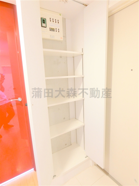 MODULOR馬込の設備|玄関収納　シューズボックス