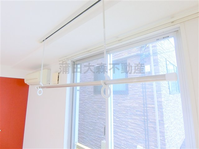 MODULOR馬込の設備|取り外し可能な室内物干し