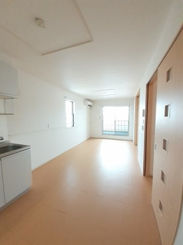 サンリット　ヴィラの居間・リビング