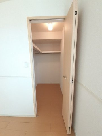 サンリット　ヴィラの収納