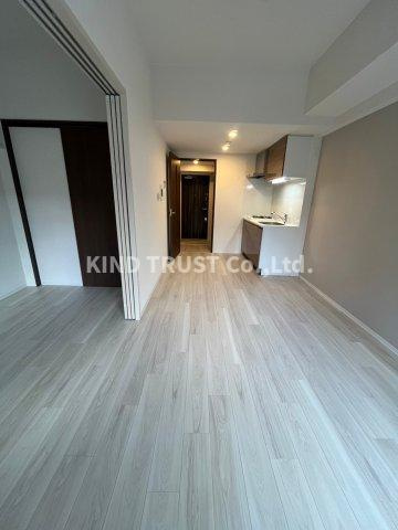 エスリードレジデンス梅田マークスの居間・リビング|おしゃれな居間です