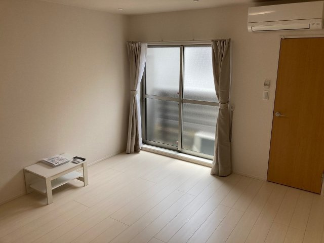 クレイノアペルト泉佐野Ⅱの居間・リビング