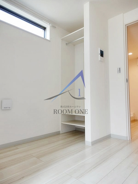 フェリーチェ中野坂上Eの居間・リビング|洋室のお部屋です。