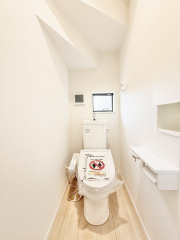 浜名区引佐町金指　第一　全3棟　１号棟のトイレ|トイレは各階に設置されています！朝の支度が重なる時間帯でも混む心配がありません！