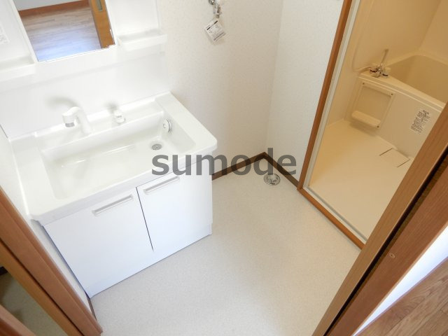 オランジェ栄町の洗面所