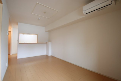 【居間・リビング】 | サンリットガーデン