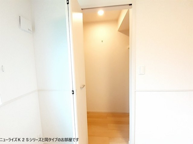 ヒカルサ富田林桜井町の収納|同施工会社イメージ写真