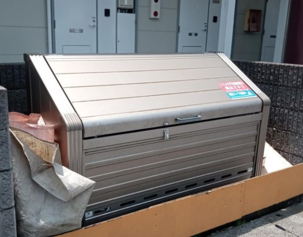 レオパレスブルファーニのその他|専用ゴミＢＯＸ