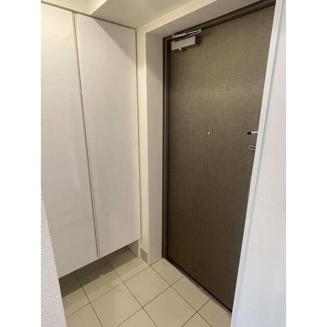 Ｗｏｒｌｄ　Ｒｅｓｉｄｅｎｃｅ　大手町の玄関