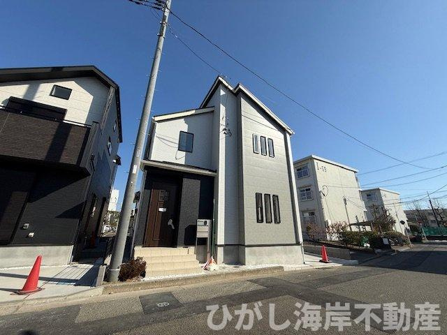 茅ヶ崎市松が丘２丁目　新築戸建　全2棟の前面道路含む現地写真|現地外観
