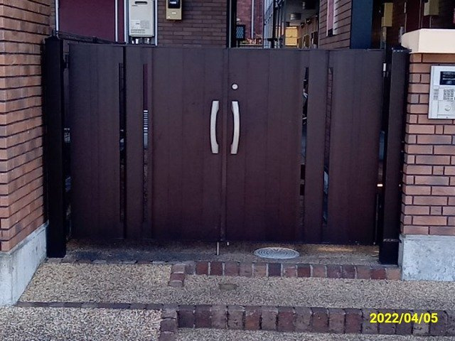 レオパレス萬市のその他|オートロックゲート