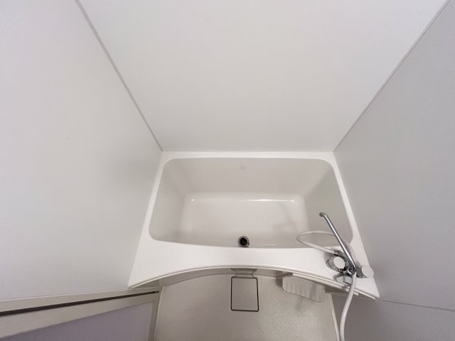 宇都宮ハイツの浴室