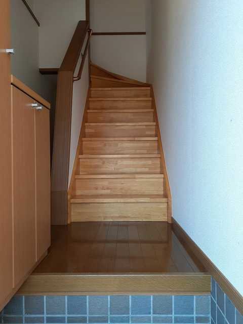 サン・オリエンスＲ．Ｓの玄関|玄関