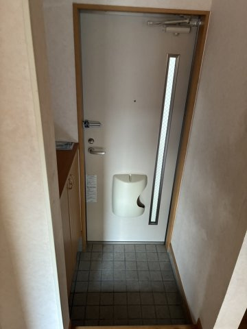 コーポラベンダーの玄関