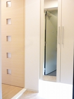 【玄関】 | コルバス