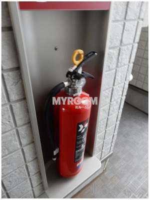 【設備】 | ハーモニーテラス桜台ＩＶ(ハーモニーテラスサクラダイフォー) | 消火器