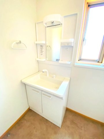 【独立洗面台】