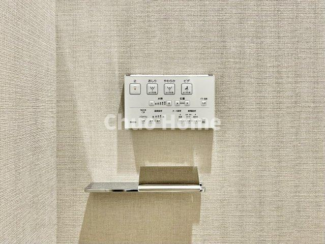 トーア浅草マンションの内装|【ウォシュレット】清潔に使いたいお手洗いには最適な設備です。もちろんウォームレットも標準装備です。