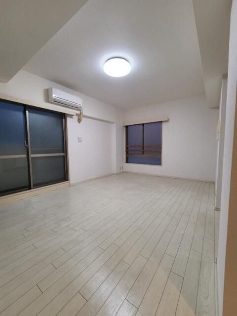 パーク・ノヴァ渋谷の居間・リビング