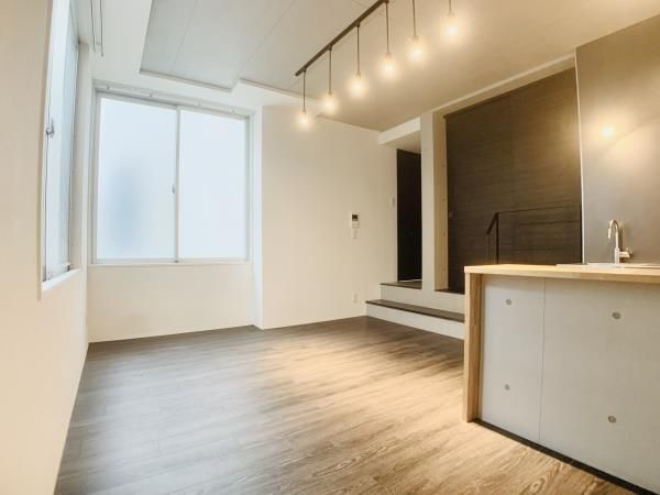 ＡＬＥＲＯ中野の洋室