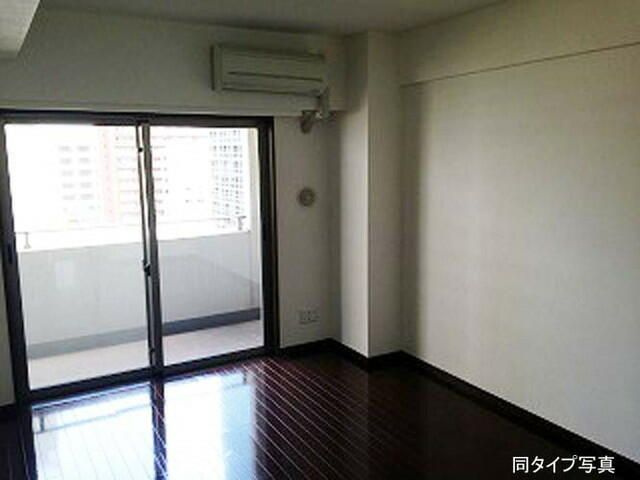 コンフォリア田町の居間・リビング