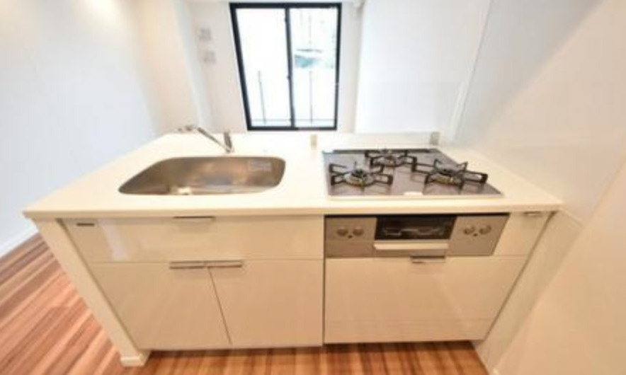 目黒区上目黒３丁目の賃貸マンションのキッチン