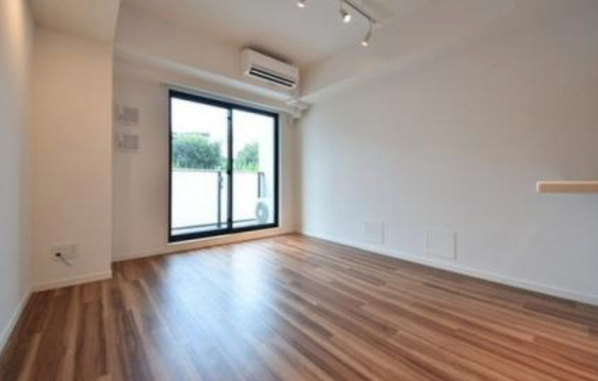 目黒区上目黒３丁目の賃貸マンションの居間・リビング