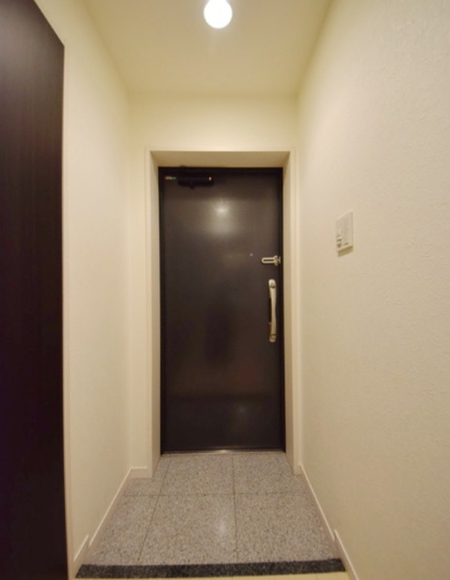 ロメック勝どきの玄関