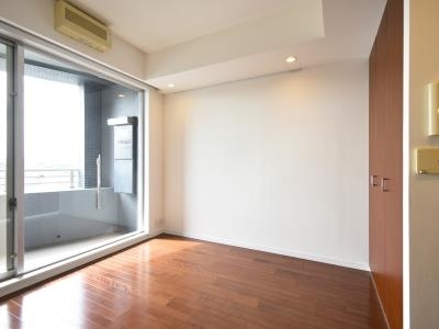 渋谷区富ヶ谷２丁目の賃貸マンションの寝室