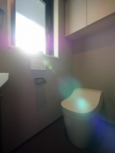 レ・ジェイドクロス千代田神保町のトイレ