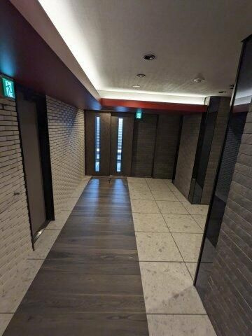 アルティザ自由が丘のエントランス