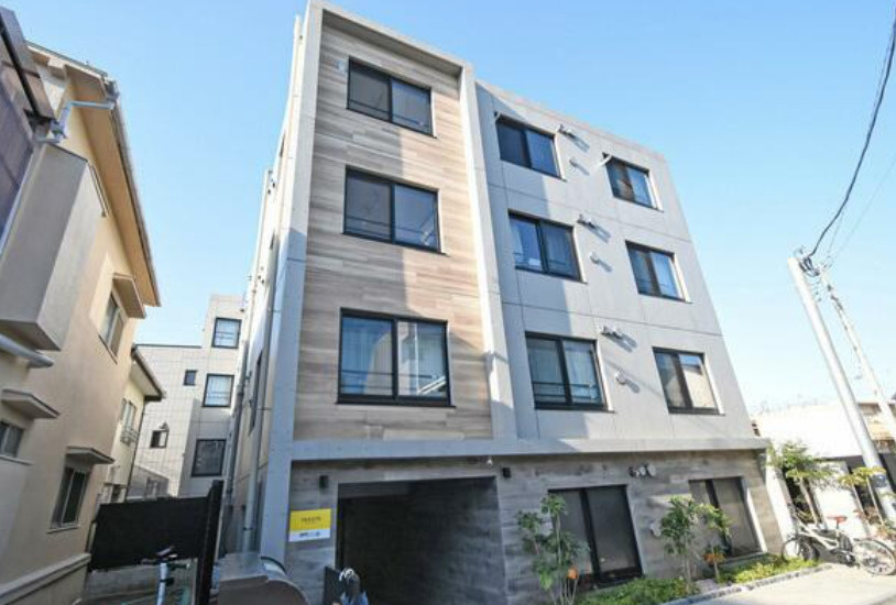 渋谷区本町６丁目の賃貸マンションの外観