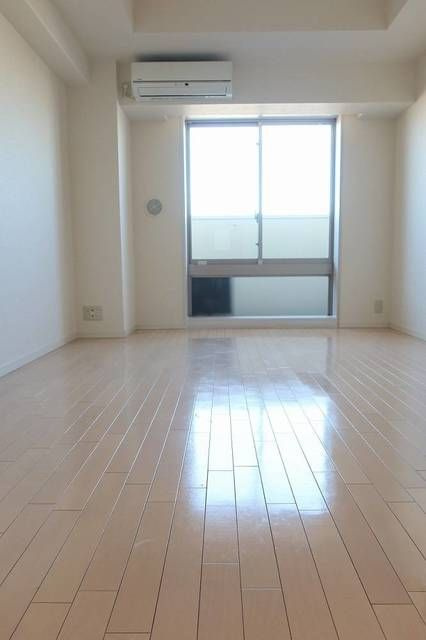 ＨＦ駒沢公園レジデンスＴＯＷＥＲの居間・リビング