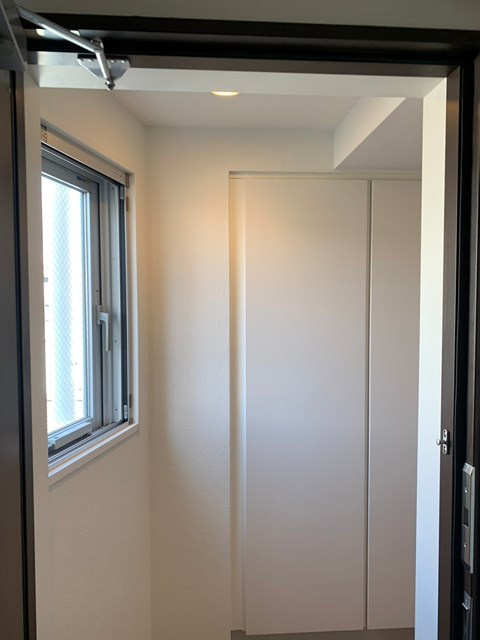 港区赤坂８丁目の賃貸マンションの玄関