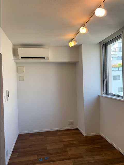 港区赤坂８丁目の賃貸マンションの居間・リビング